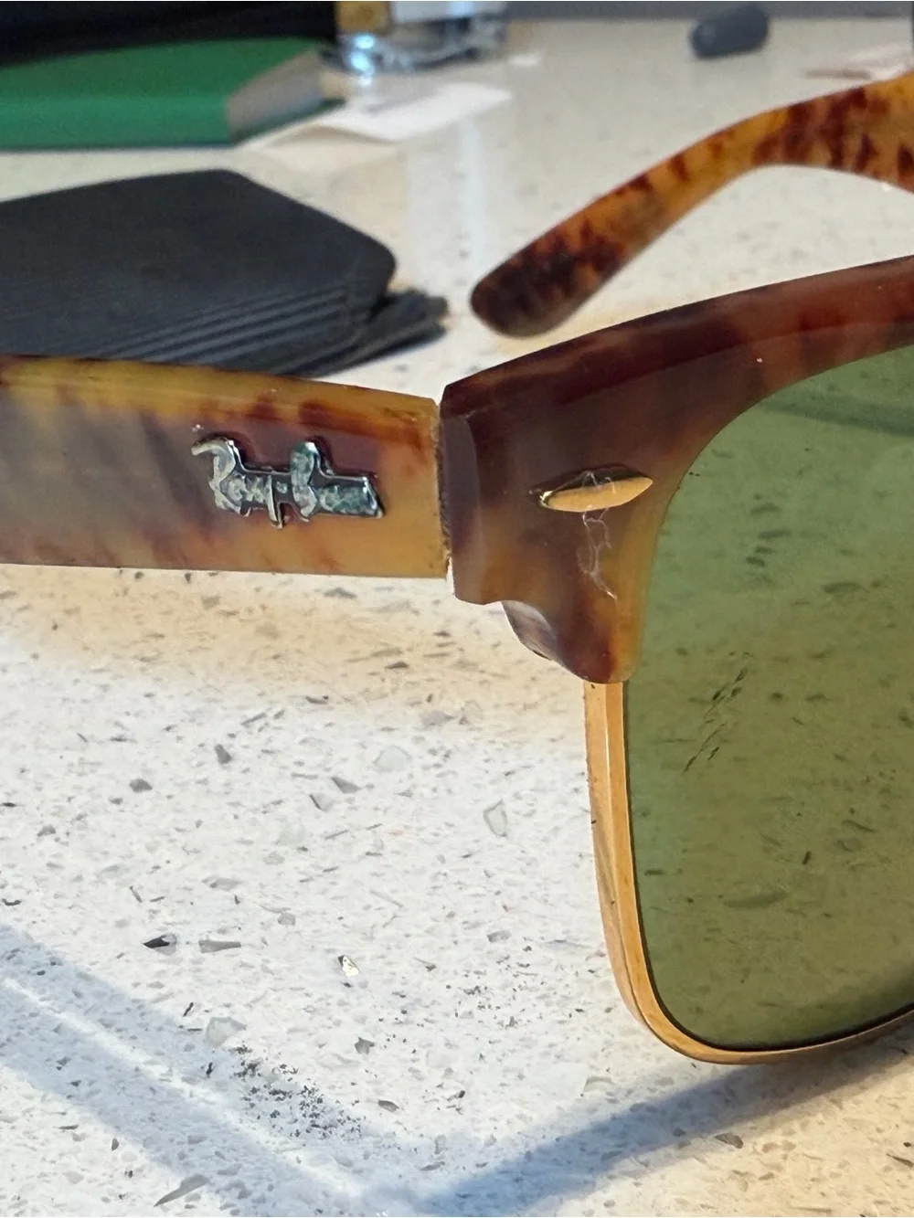 Ray-Ban vintage bl wayfarer max Tortoise Brown Patterned Sunglass Arms
